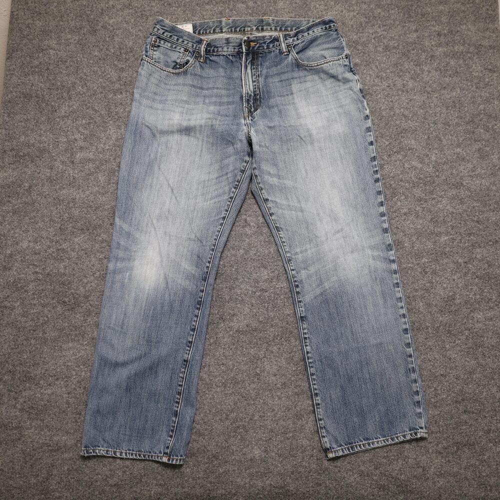 Gap Standard Jeans Mens 38x32 Light Wash Blue Regular Straight Denim Pants